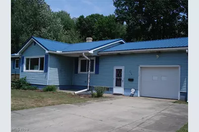 716 Chestnut Street, Conneaut, OH 44030 - Photo 2