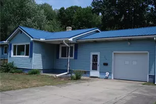 716 Chestnut St, Conneaut, OH 44030 - Photo 2