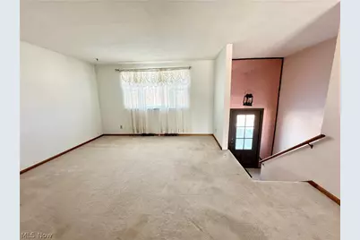 115 Murphy Avenue, Weirton, WV 26062 - Photo 2