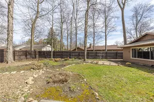 17338 Ridge Creek Rd, Strongsville, OH 44136 - Photo 6