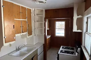 4312 Kenmore Ave, Parma, OH 44134 - Photo 4