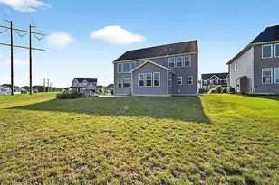 8960 Leatherleaf Dr, Columbia Station, OH 44028 - Photo 2