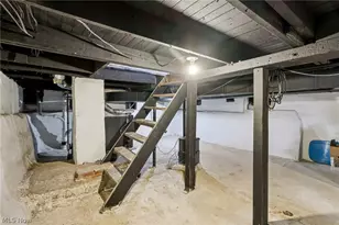 575 Flora Ave, Akron, OH 44314 - Photo 32