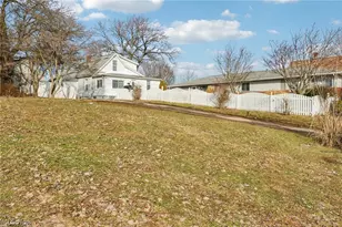 575 Flora Ave, Akron, OH 44314 - Photo 2