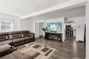 575 Flora Ave, Akron, OH 44314 - Photo 4