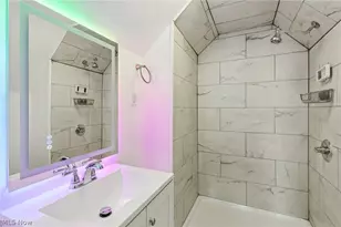 575 Flora Ave, Akron, OH 44314 - Photo 30