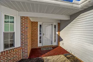 421 W Reserve Dr, Cuyahoga Falls, OH 44223 - Photo 2