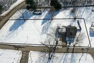 1039 Laverne Ave, Boardman, OH 44511 - Photo 4