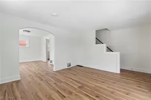 378 Cross St, Akron, OH 44311 - Photo 4