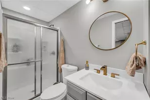 8851 Spring Valley Dr, Grandview Heights, OH 44147 - Photo 42