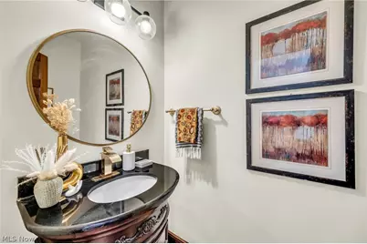 8851 Spring Valley Drive, Grandview Heights, OH 44147 - Photo 20