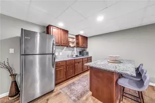 8851 Spring Valley Dr, Grandview Heights, OH 44147 - Photo 38
