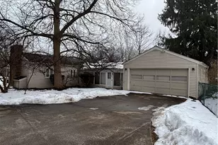 726 Hughey Dr, Kent, OH 44240 - Photo 2