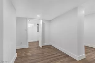 1040 Thorndale Dr, Akron, OH 44320 - Photo 36