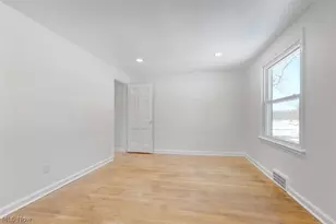 1040 Thorndale Dr, Akron, OH 44320 - Photo 28