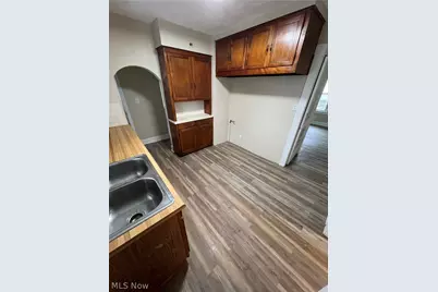 25 S Osborn Avenue, Youngstown, OH 44509 - Photo 4