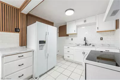 14121 Tuckahoe Avenue, Loveland, OH 44111 - Photo 12