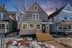 1697 W 69th St, Loveland, OH 44102 - Photo 2