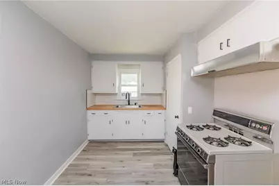 12608 Sprecher Avenue, Loveland, OH 44135 - Photo 22