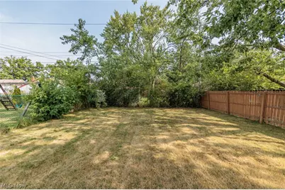 12608 Sprecher Avenue, Loveland, OH 44135 - Photo 6