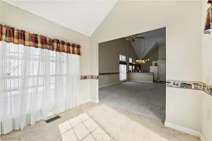 5415 Lake Forest Reserve Ln, Brunswick, OH 44212 - Photo 10