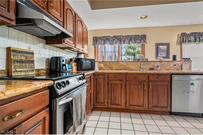 8005 Hansom Place, Concord, OH 44060 - Photo 6