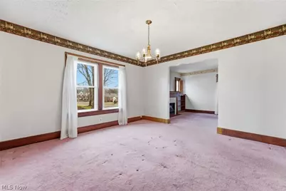 864 W College Road, Alliance, OH 44601 - Photo 16