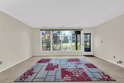 985 Canyon View Road #108-D, Northfield, OH 44067 - Photo 4