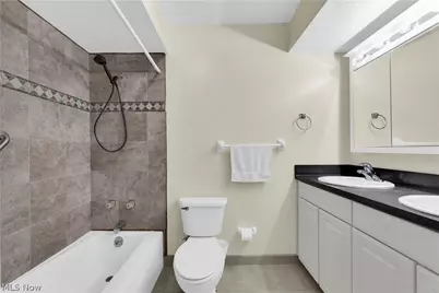 985 Canyon View Road #108-D, Northfield, OH 44067 - Photo 14