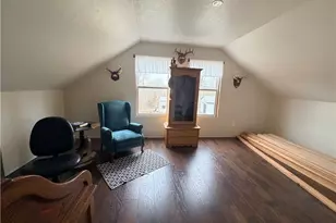 21252 Oxford Rd, Salesville, OH 43773 - Photo 18