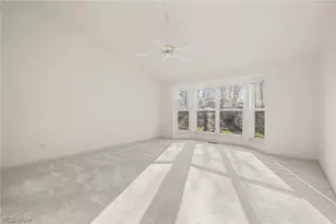 20067 Killians Grove, Strongsville, OH 44149 - Photo 16
