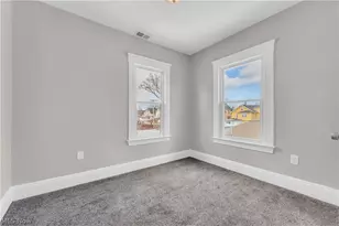 10222 Joan Ave, Loveland, OH 44111 - Photo 16