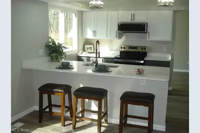 8290 Quail Point Lane, Mentor, OH 44060 - Photo 6