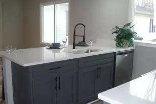 8290 Quail Point Ln, Mentor, OH 44060 - Photo 2