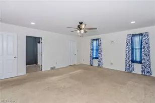 917 Brunswick Rd, Loveland, OH 44112 - Photo 18