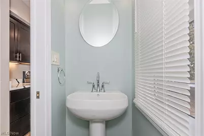 917 Brunswick Road, Loveland, OH 44112 - Photo 12