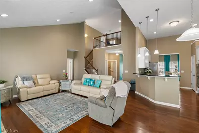 10453 Dogwood Drive, Aurora, OH 44202 - Photo 12