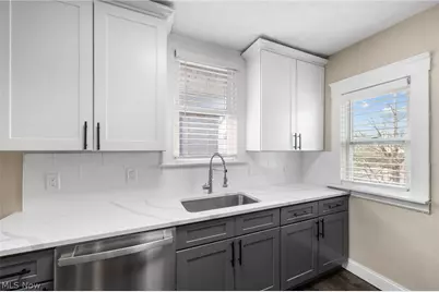 1544 Warren Road, Oakwood, OH 44107 - Photo 10