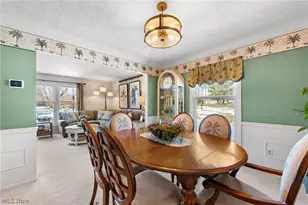 8445 Stoney Brk Dr, Chagrin Falls, OH 44023 - Photo 6