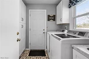 8445 Stoney Brk Dr, Chagrin Falls, OH 44023 - Photo 20