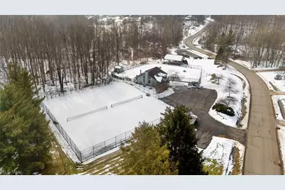 8445 Stoney Brook Drive, Chagrin Falls, OH 44023 - Photo 46