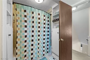 8445 Stoney Brk Dr, Chagrin Falls, OH 44023 - Photo 34