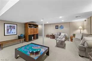 8445 Stoney Brk Dr, Chagrin Falls, OH 44023 - Photo 36