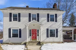 621 Greenwood Ave, Akron, OH 44320 - Photo 2