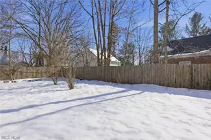 621 Greenwood Ave, Akron, OH 44320 - Photo 38