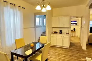 4001 E 54th St, Newburgh Heights, OH 44105 - Photo 10