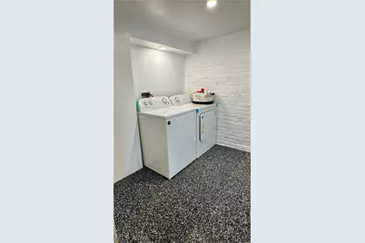 4001 E 54th Street, Newburgh Heights, OH 44105 - Photo 20