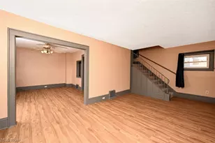 77 W Mildred Ave, Akron, OH 44310 - Photo 8