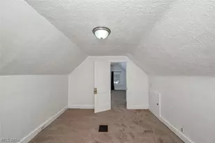 77 W Mildred Ave, Akron, OH 44310 - Photo 32