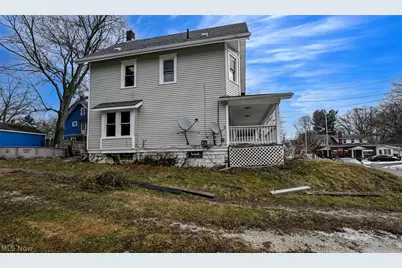 77 W Mildred Avenue, Akron, OH 44310 - Photo 4
